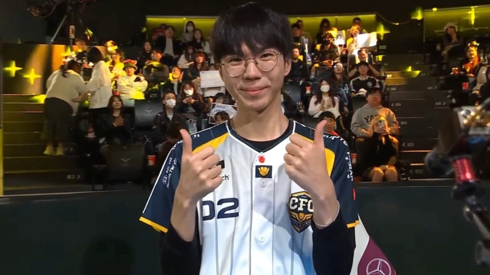 JIUYOU-Karsa在美国队比赛中绝杀,回归赛场引发热议!的简单介绍