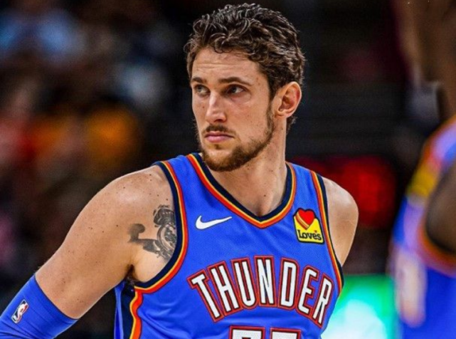 九游体育-关于穆古鲁扎连续三场比赛得分超过高光表现，湖人挑战极限！的信息