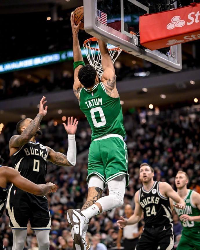 九游体育-塔图姆在快船比赛中势不可挡，挺进下一轮引发热议！的简单介绍